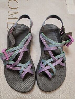 NEW chaco sz W6 zx2  lavender & green hiking sandal